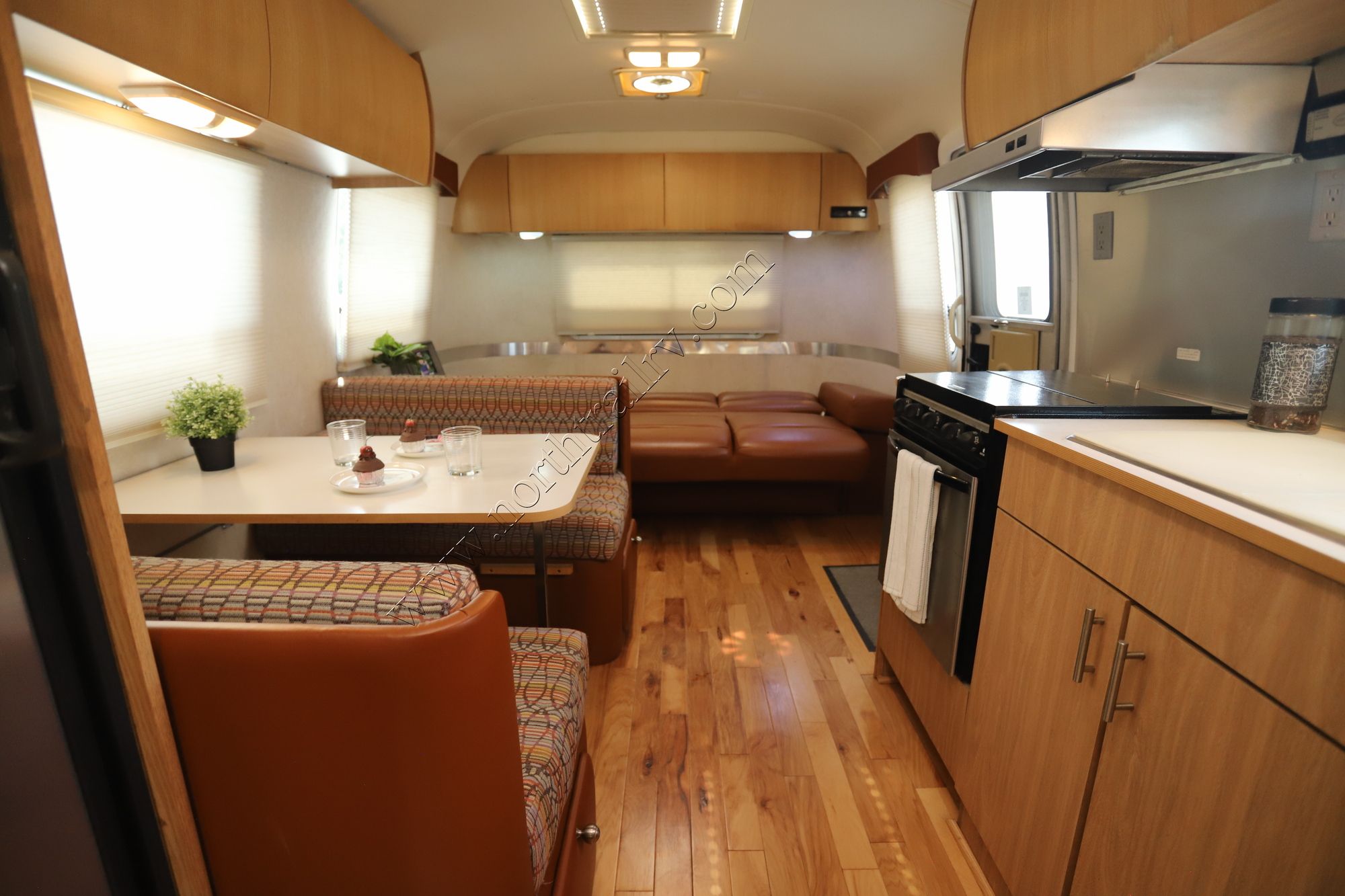 Used 2005 Airstream Safari 25SS Travel Trailer  For Sale