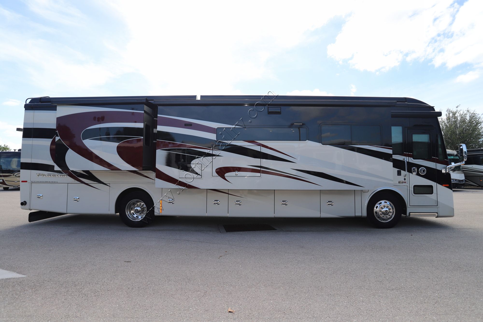 Used 2021 Tiffin Motor Homes Phaeton 40AH Class A  For Sale