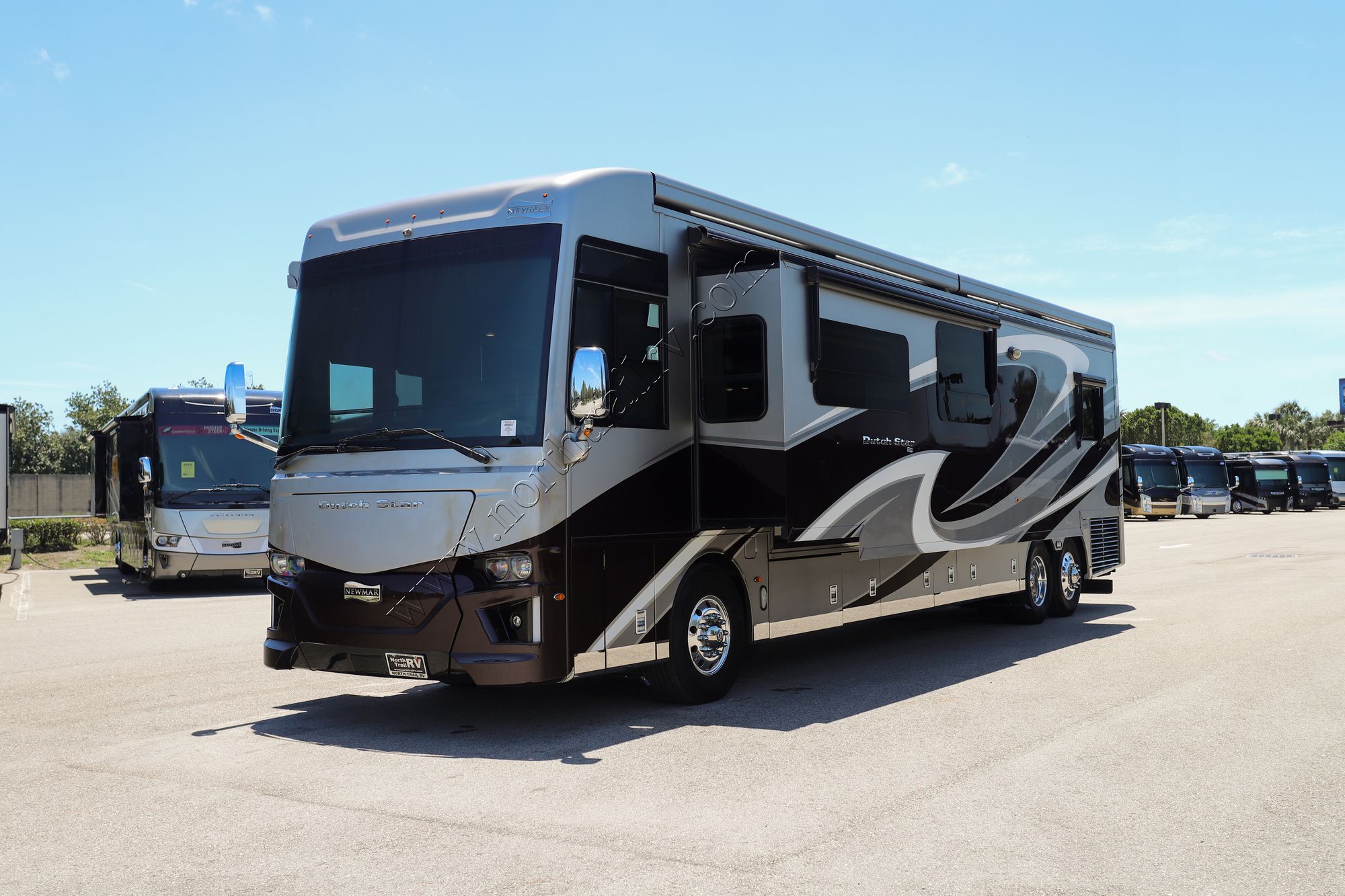 Used 2020 Newmar Dutch Star 4328 Class A  For Sale