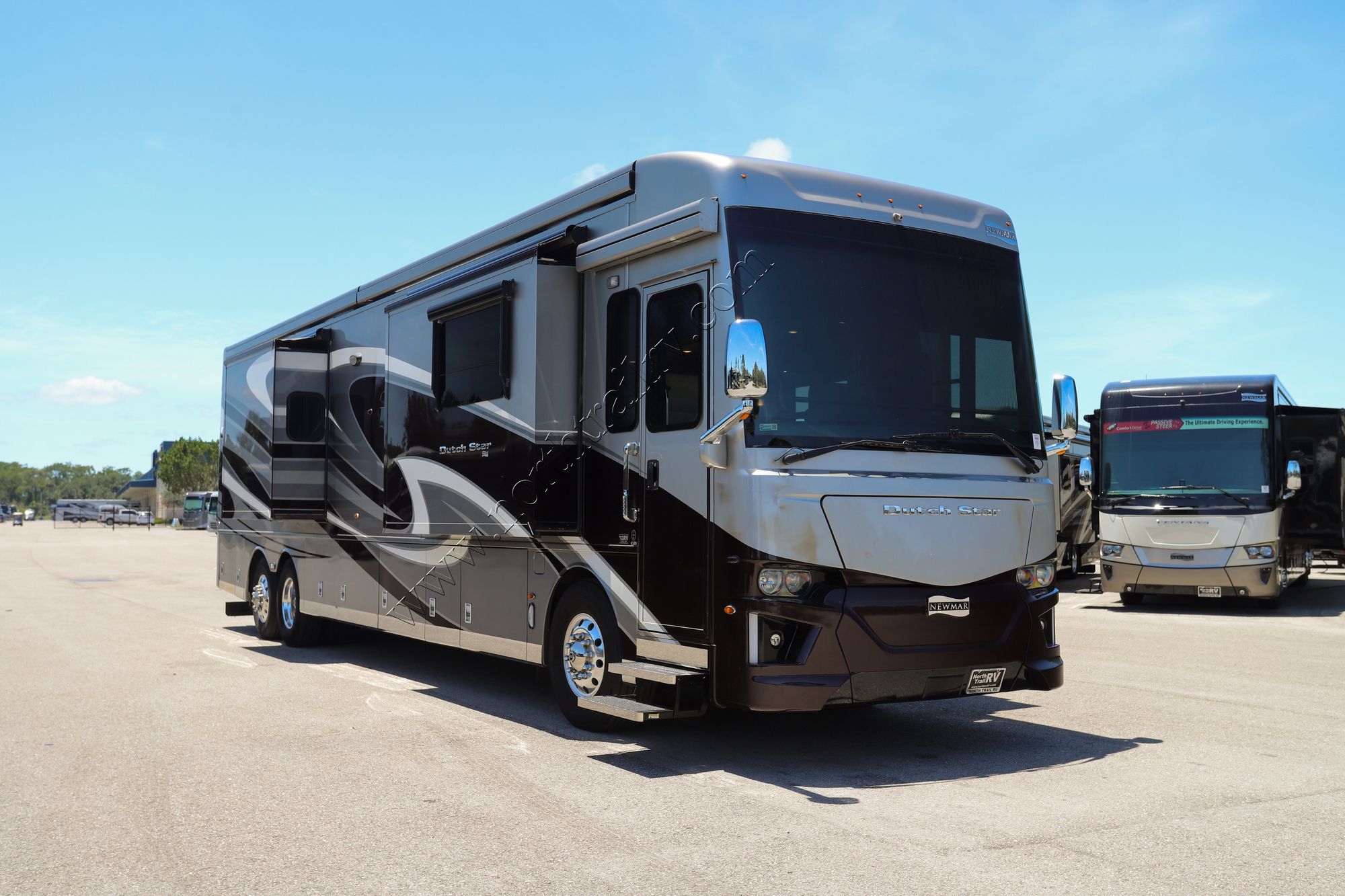 Used 2020 Newmar Dutch Star 4328 Class A  For Sale