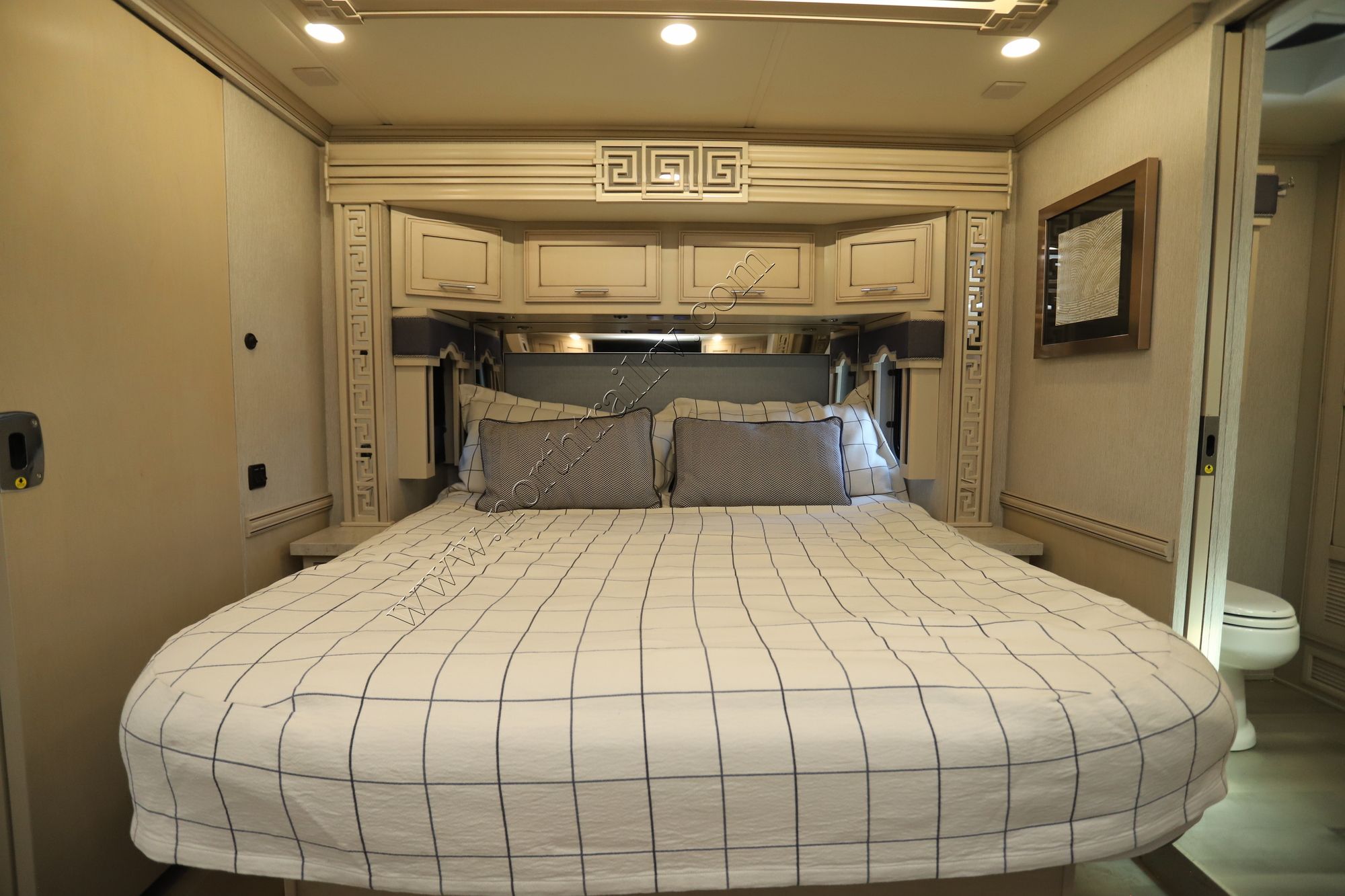 Used 2021 Newmar Ventana 3709 Class A  For Sale