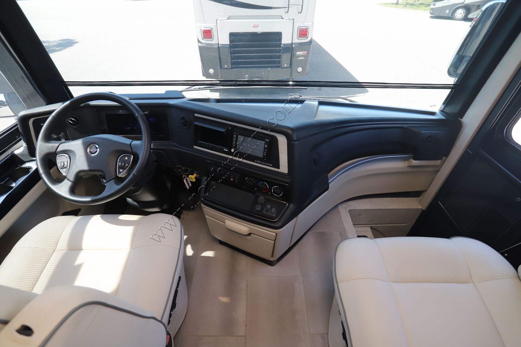 Used 2021 Newmar Ventana 3709 Class A  For Sale