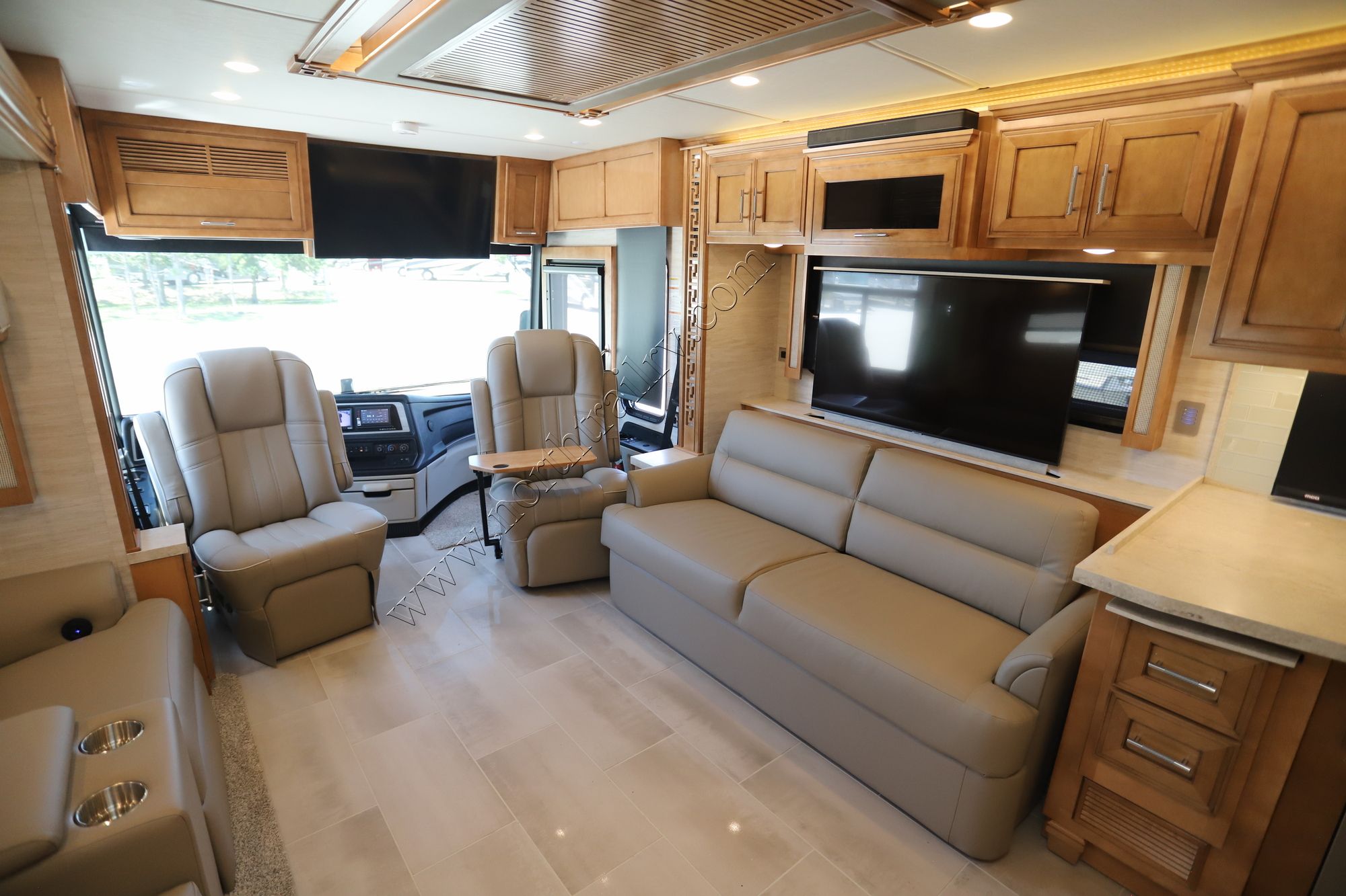 New 2023 Newmar Ventana 4037 Class A  For Sale