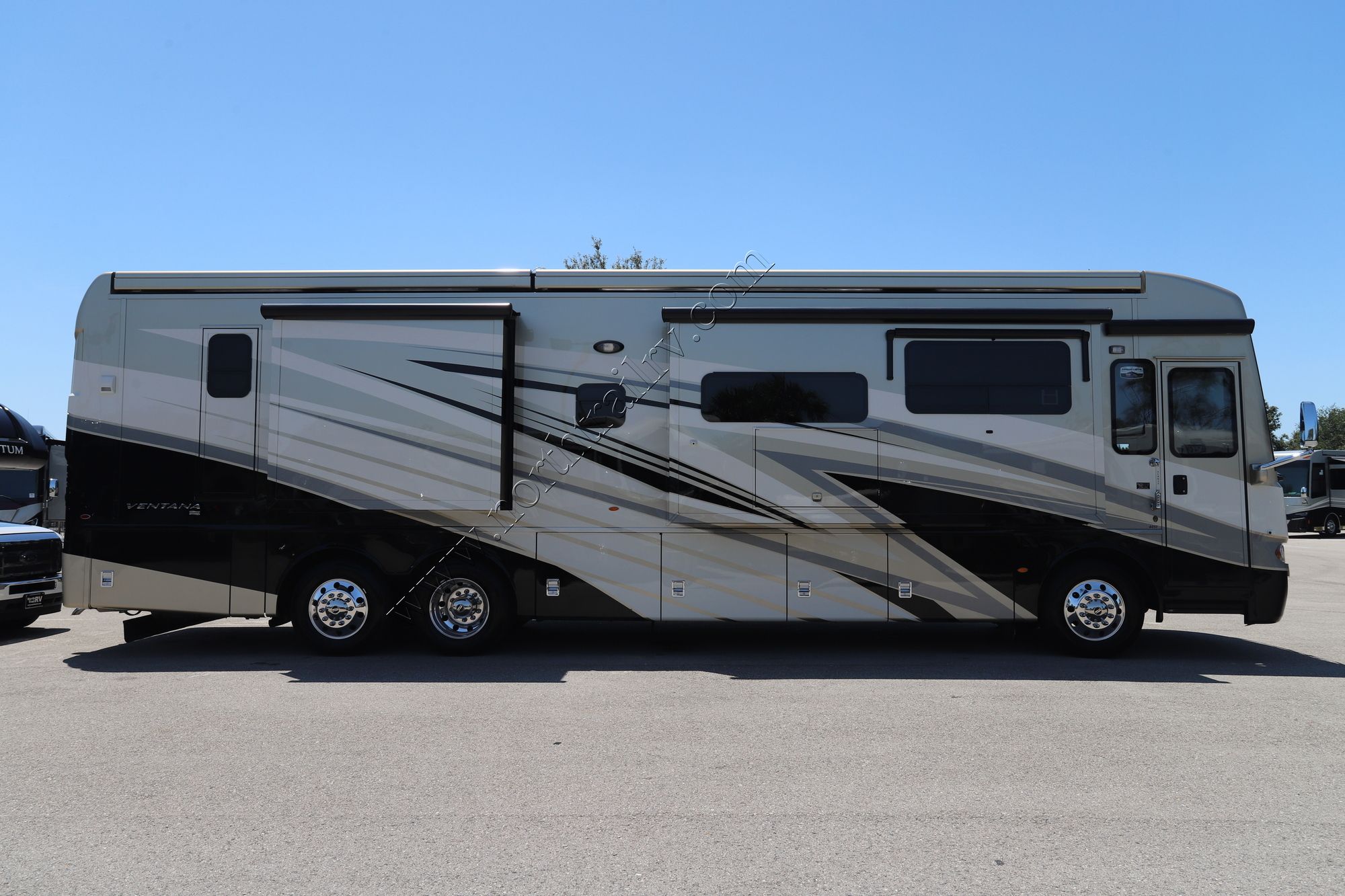 New 2023 Newmar Ventana 4037 Class A  For Sale