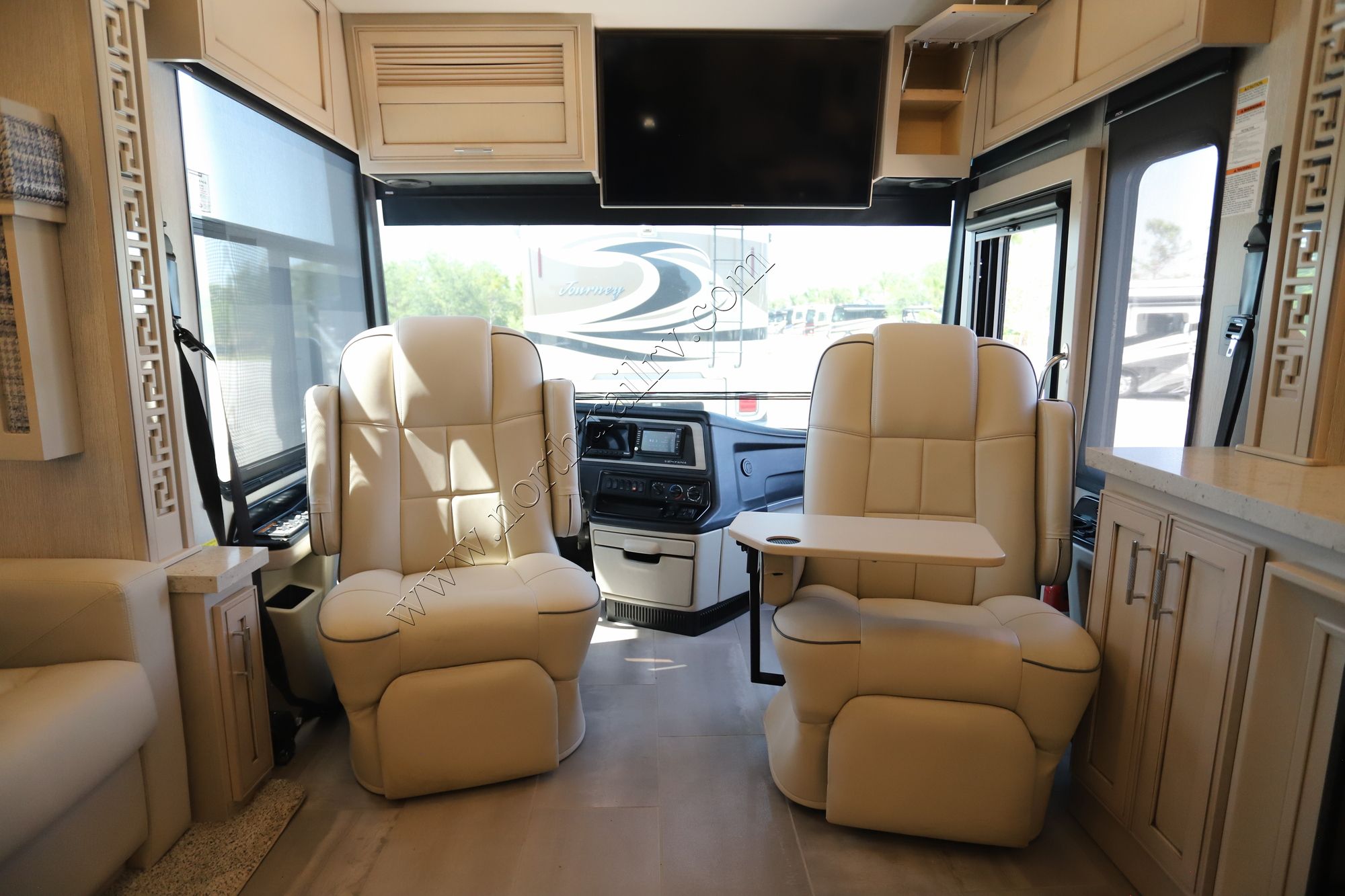 Used 2021 Newmar Ventana 3709 Class A  For Sale