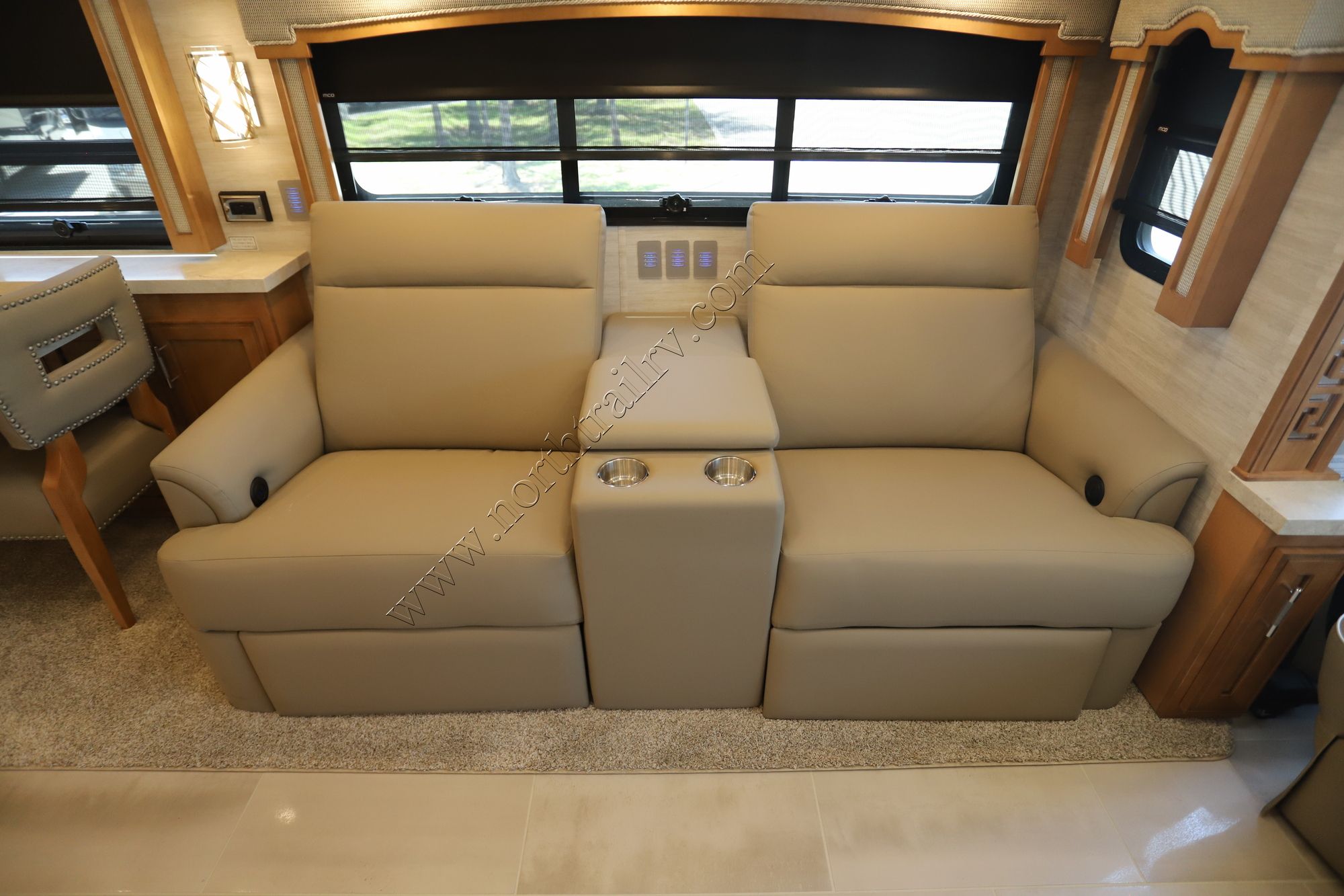 New 2023 Newmar Ventana 4037 Class A  For Sale