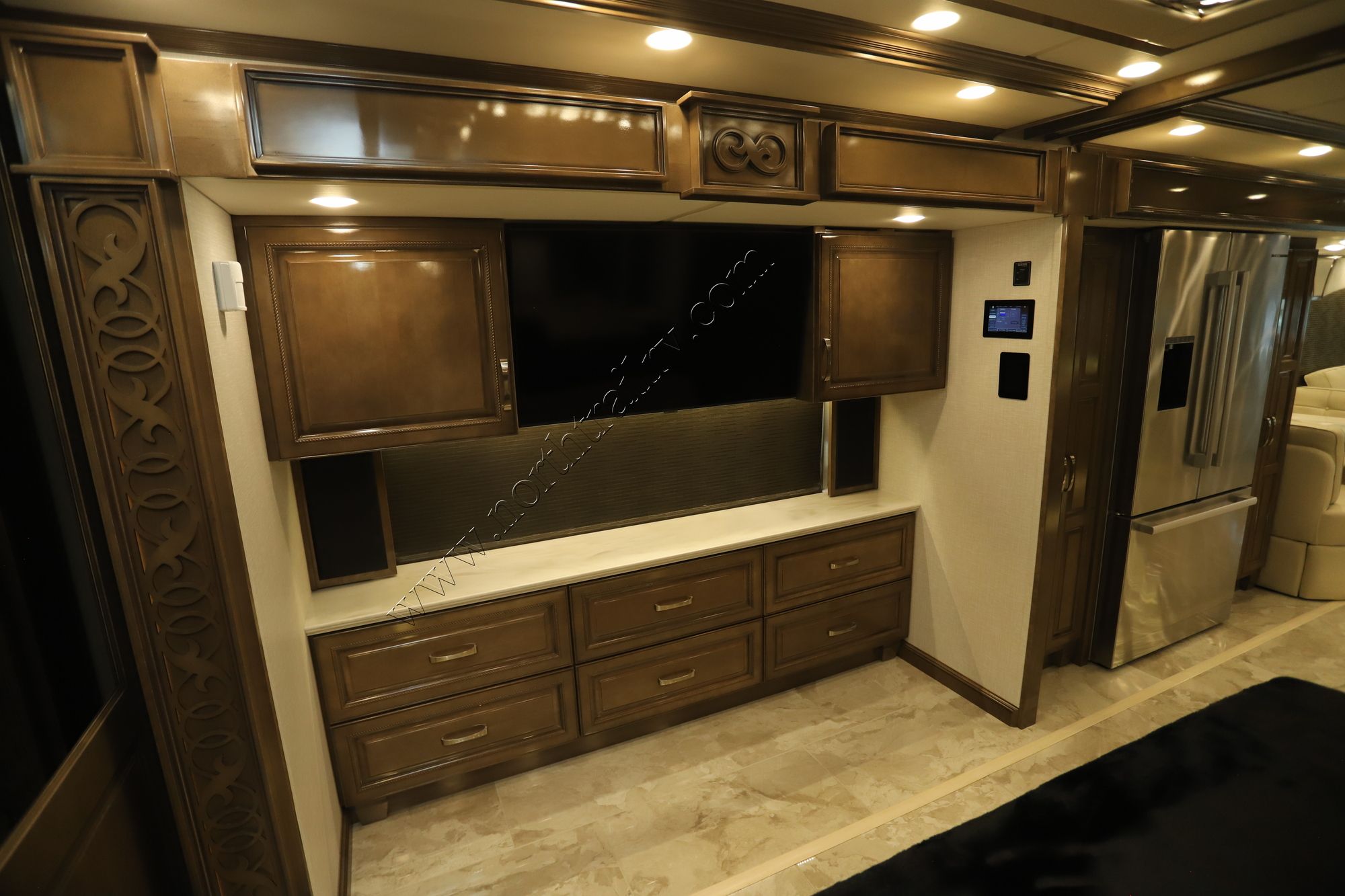 New 2024 Newmar Essex 4595 Class A  For Sale