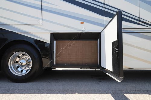 2023 Newmar Ventana 4037