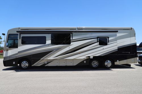 2023 Newmar Ventana 4037