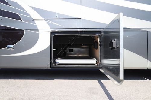 2019 Tiffin Motor Homes Phaeton 40IH