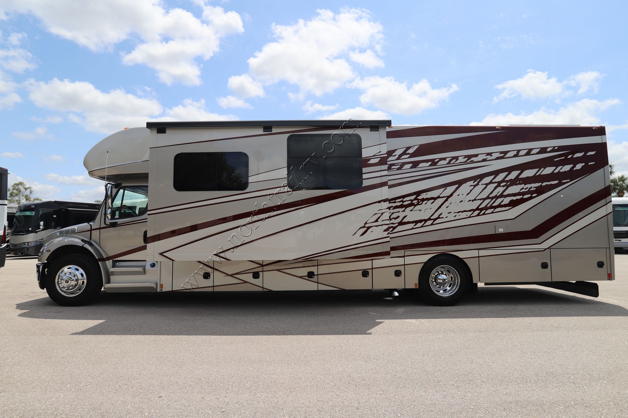 New 2023 Renegade Rv Valencia 38BB Super C  For Sale