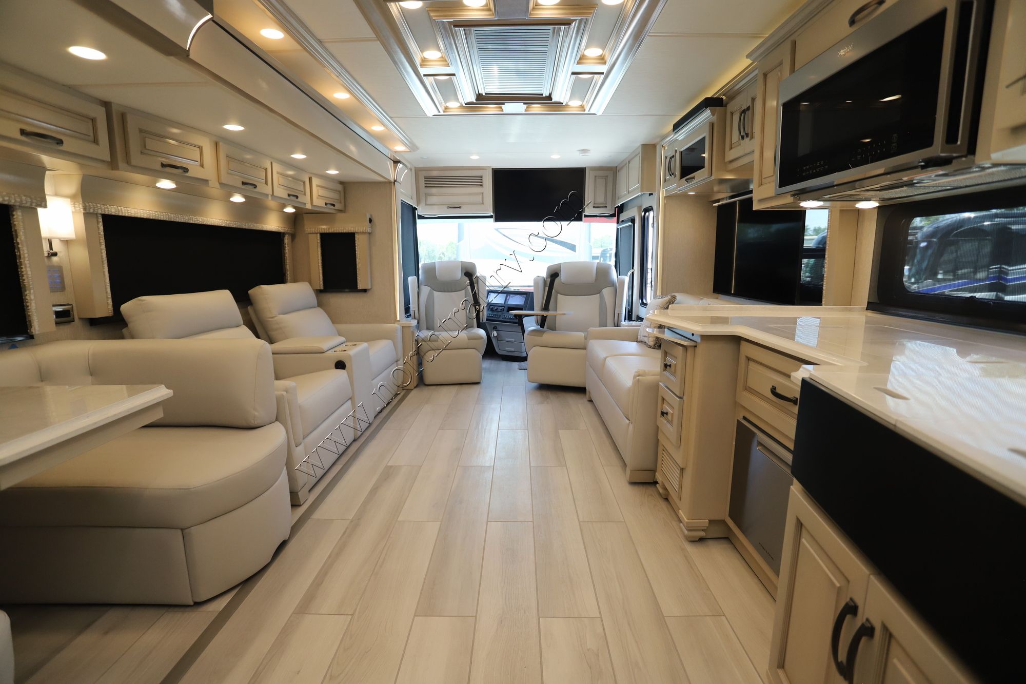 New 2023 Newmar Dutch Star 4325 Class A  For Sale