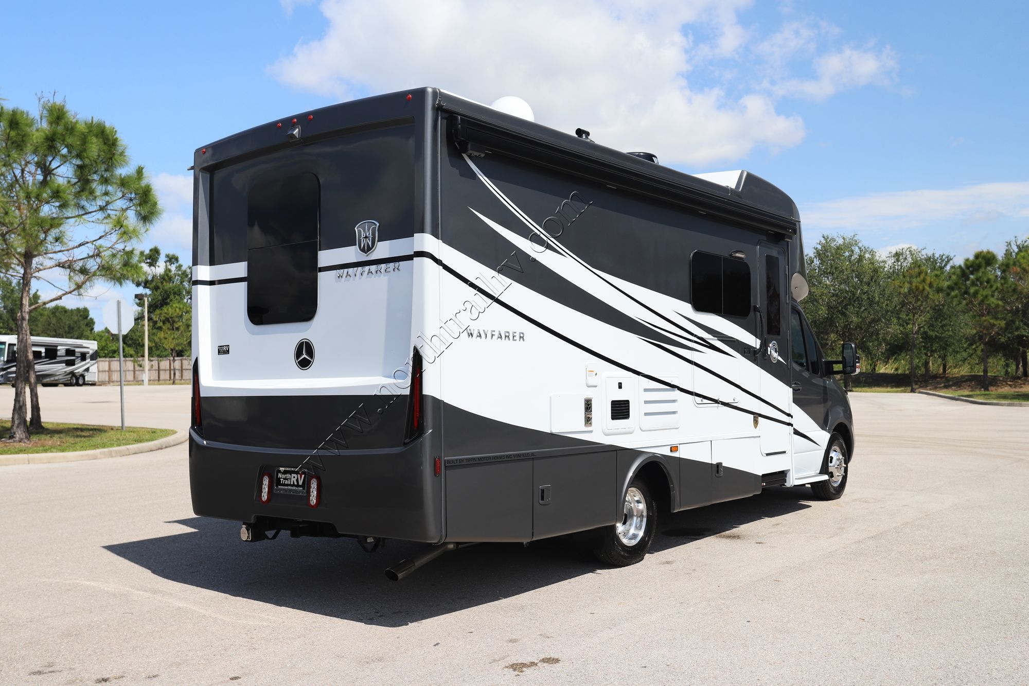 Used 2023 Tiffin Motor Homes Wayfarer 25RW Class C  For Sale