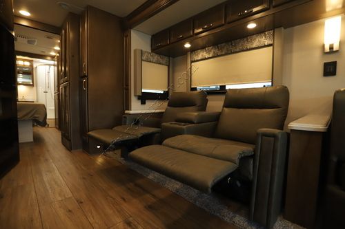 2023 Renegade Rv Verona 40VRB