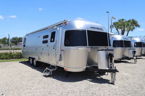 2023 Airstream Globetrotter 30RB