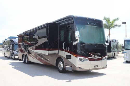 2020 Tiffin Motor Homes Allegro Bus 450PP