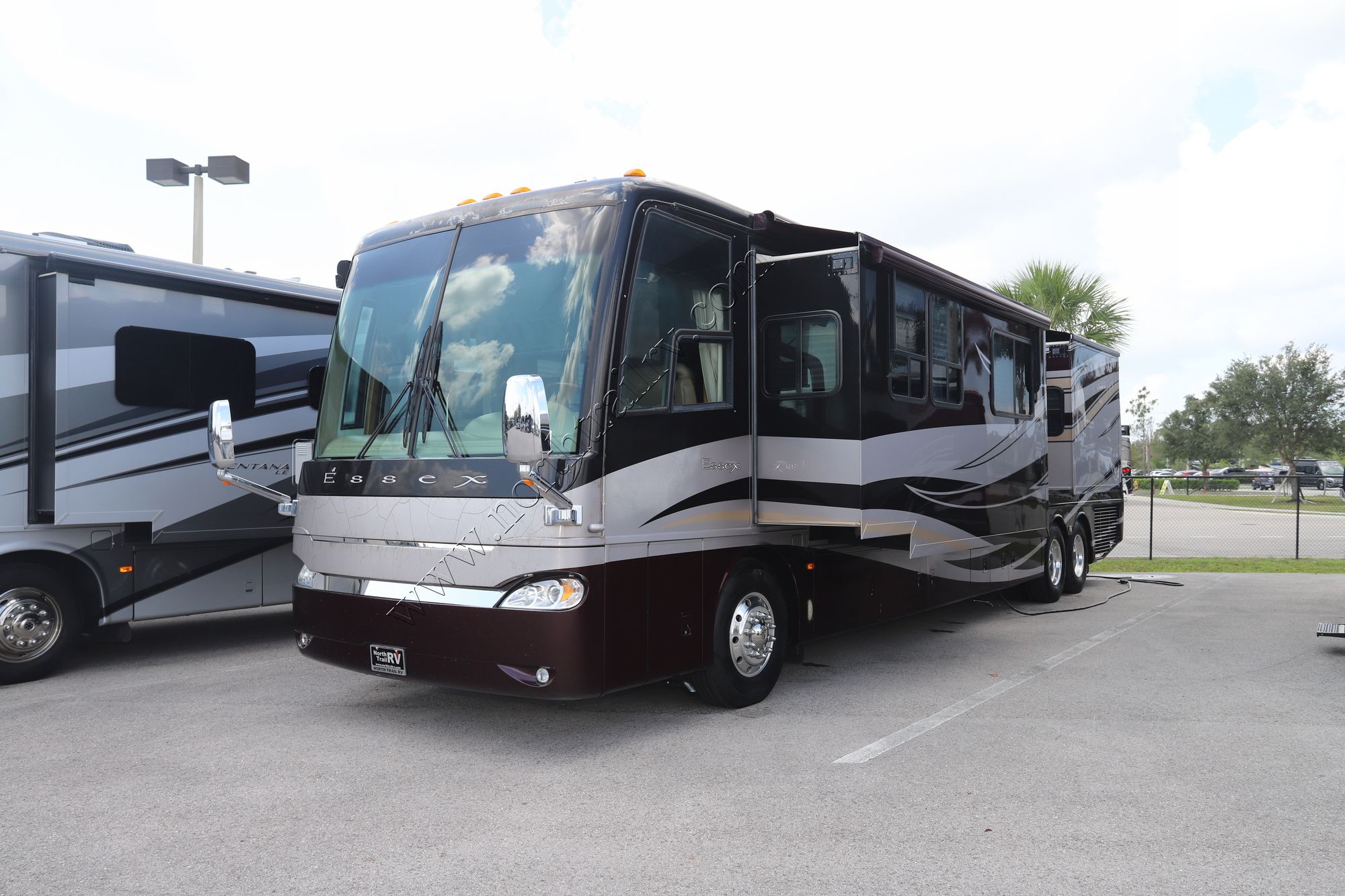 Used 2006 Newmar Essex 4508 Class A  For Sale