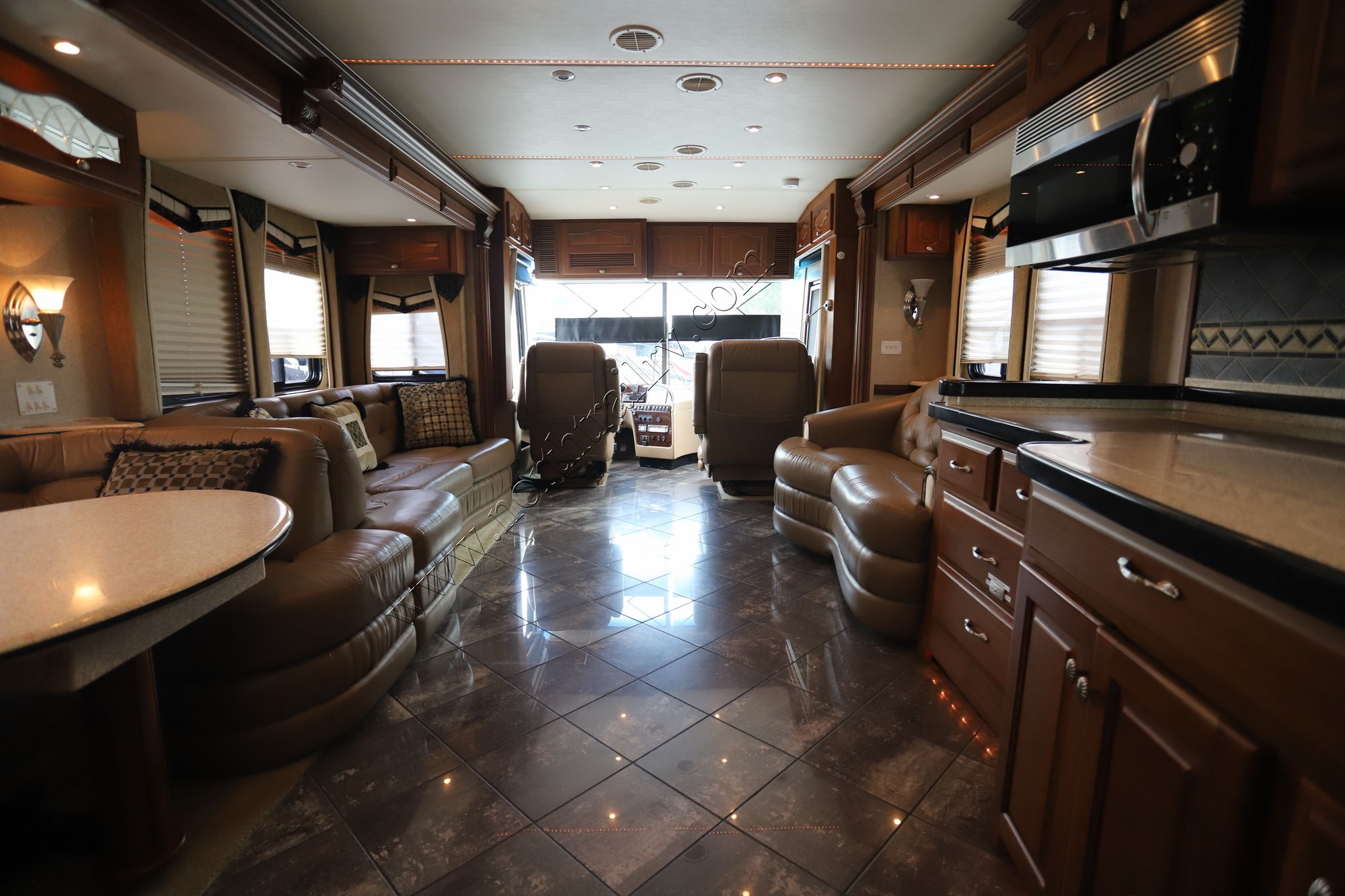 Used 2006 Newmar Essex 4508 Class A  For Sale
