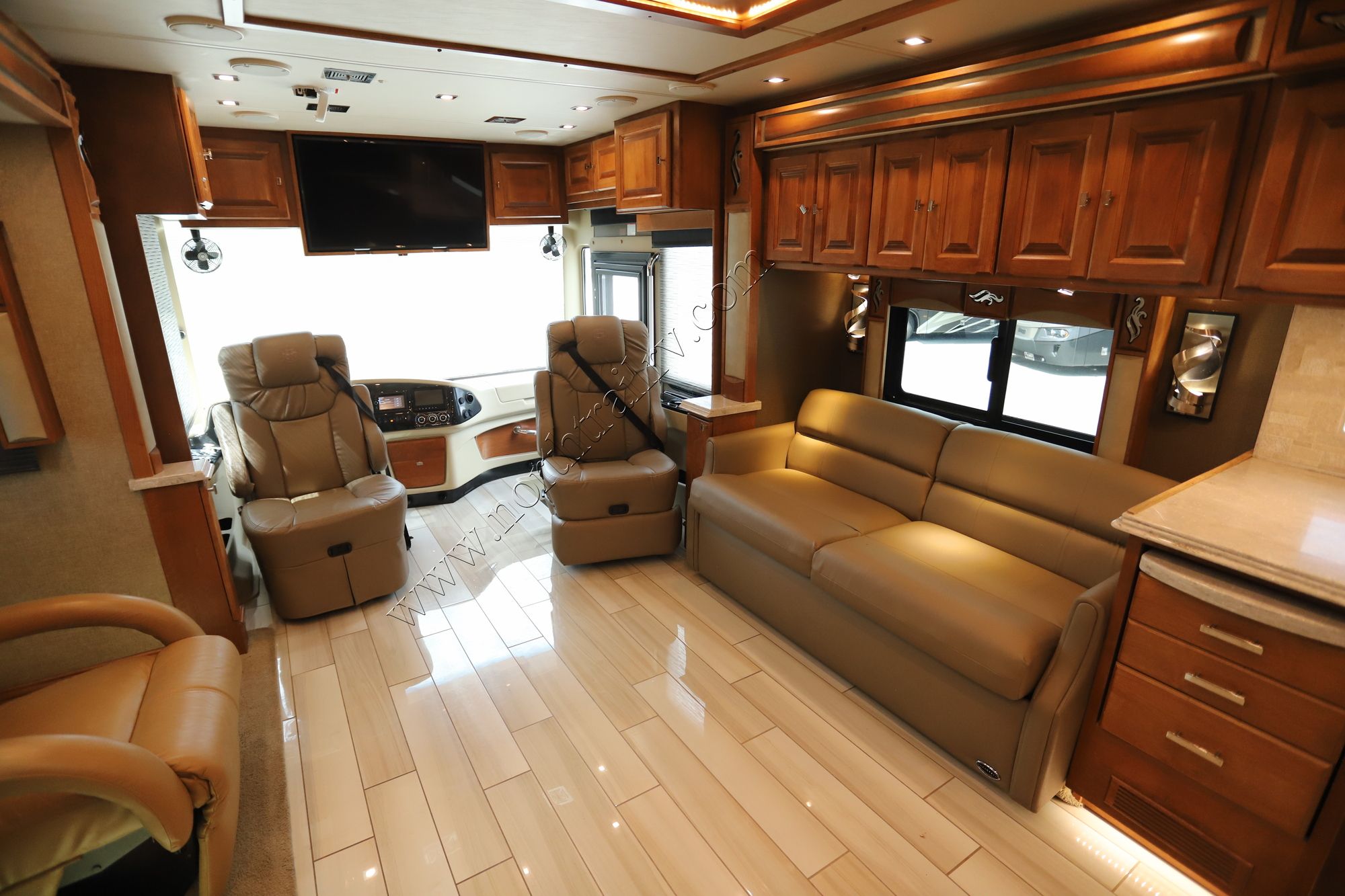 Used 2019 Tiffin Motor Homes Phaeton 40QKH Class A  For Sale