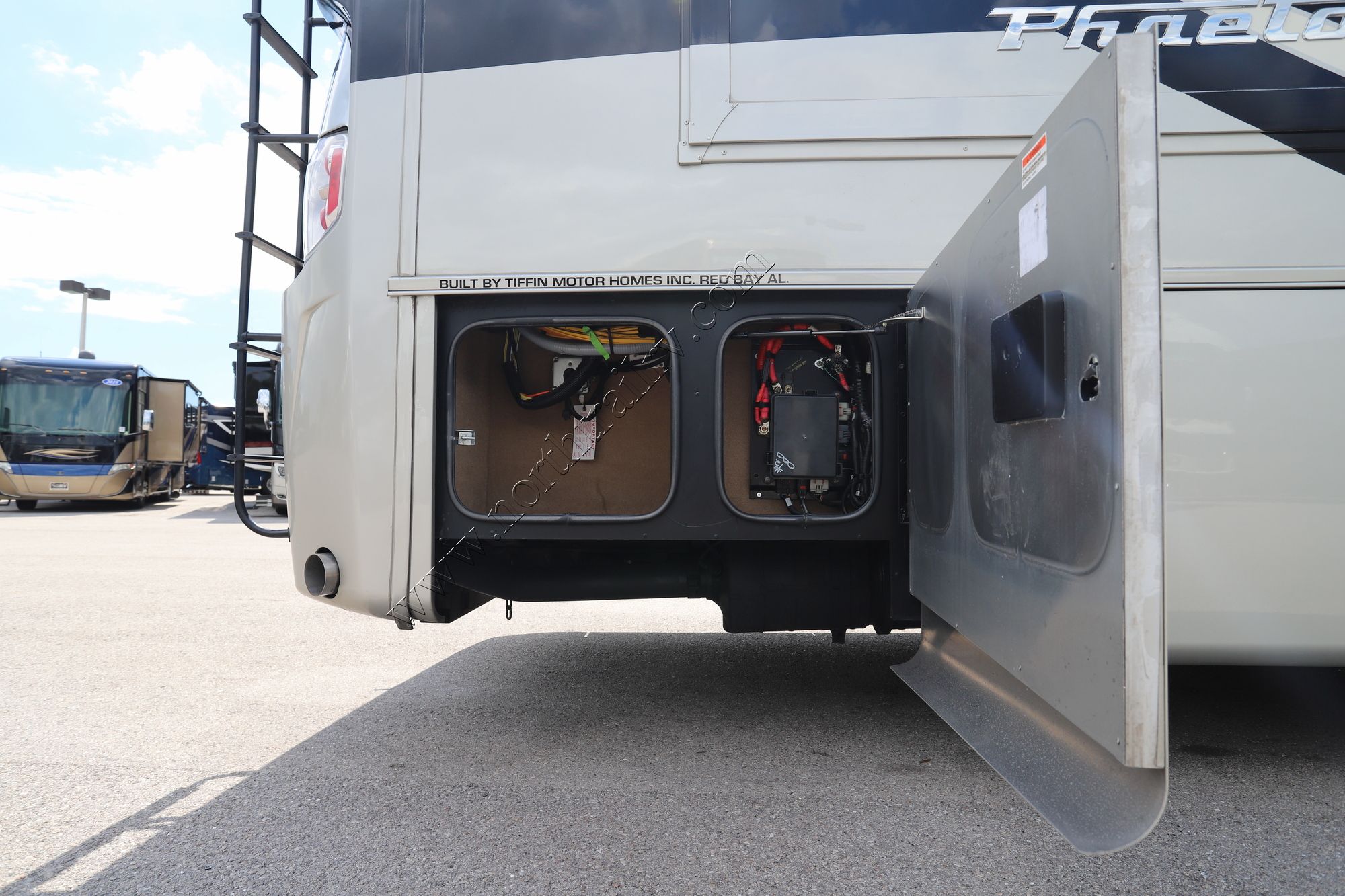 Used 2019 Tiffin Motor Homes Phaeton 40QKH Class A  For Sale