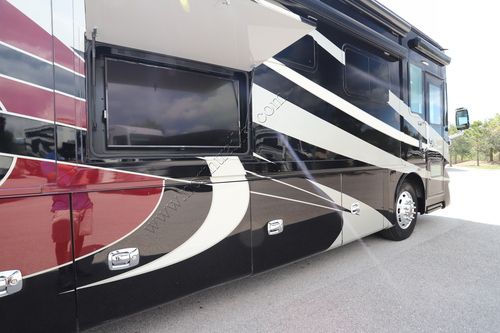 2019 Tiffin Motor Homes Phaeton 40QKH