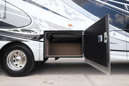 2024 Jayco Seneca Prestige 37K