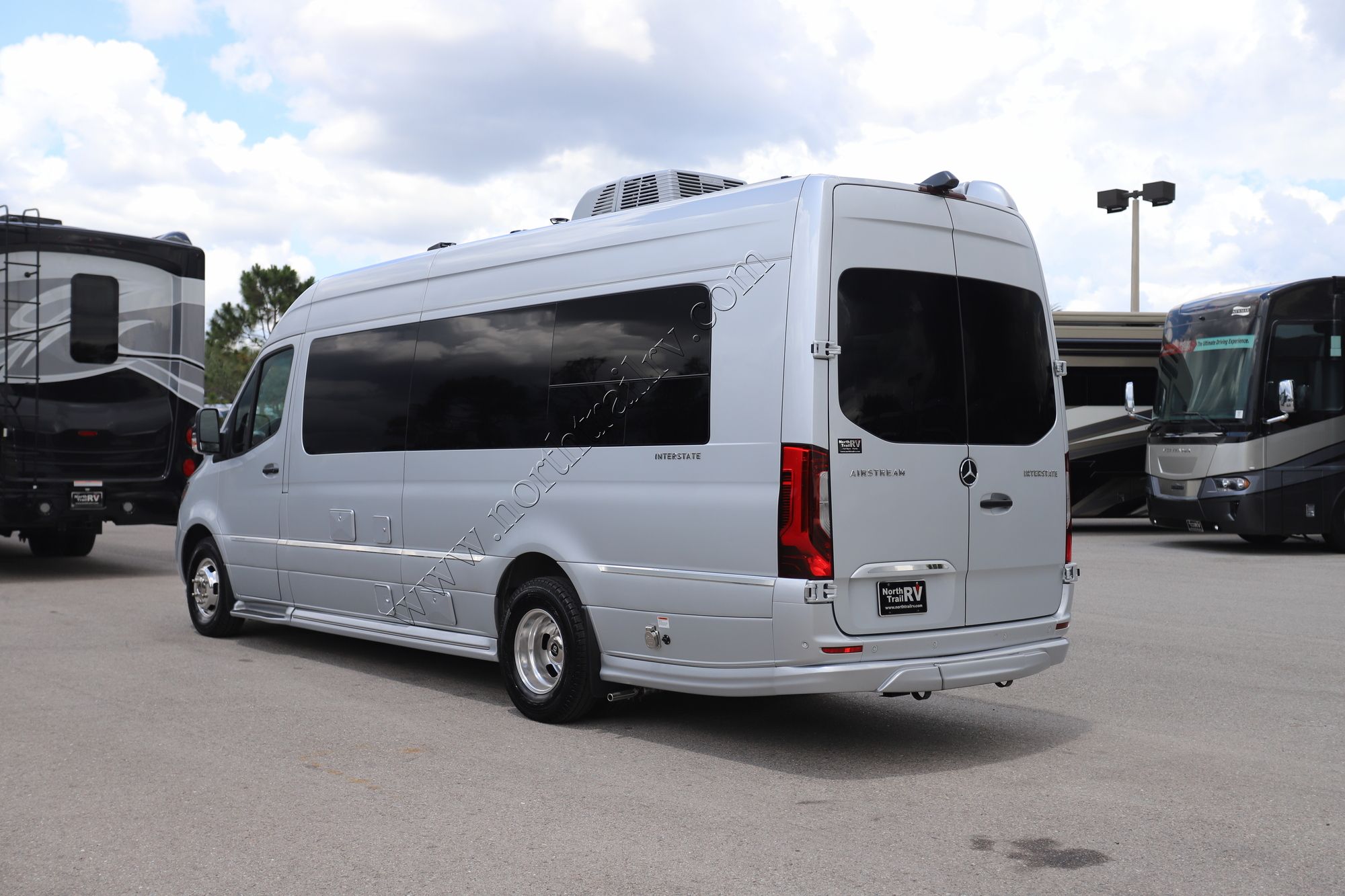 2023 Airstream Interstate 24GT  Class B Used  For Sale