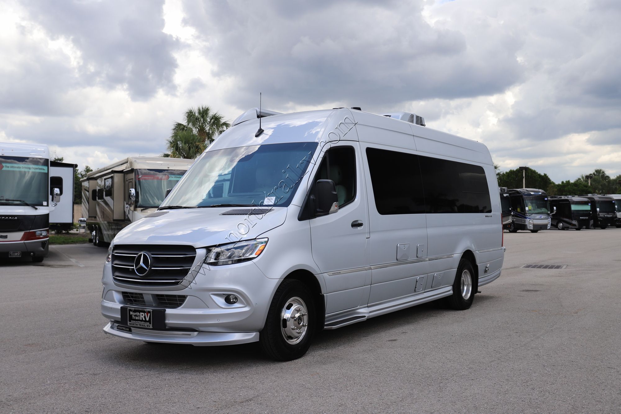 2023 Airstream Interstate 24GT  Class B Used  For Sale