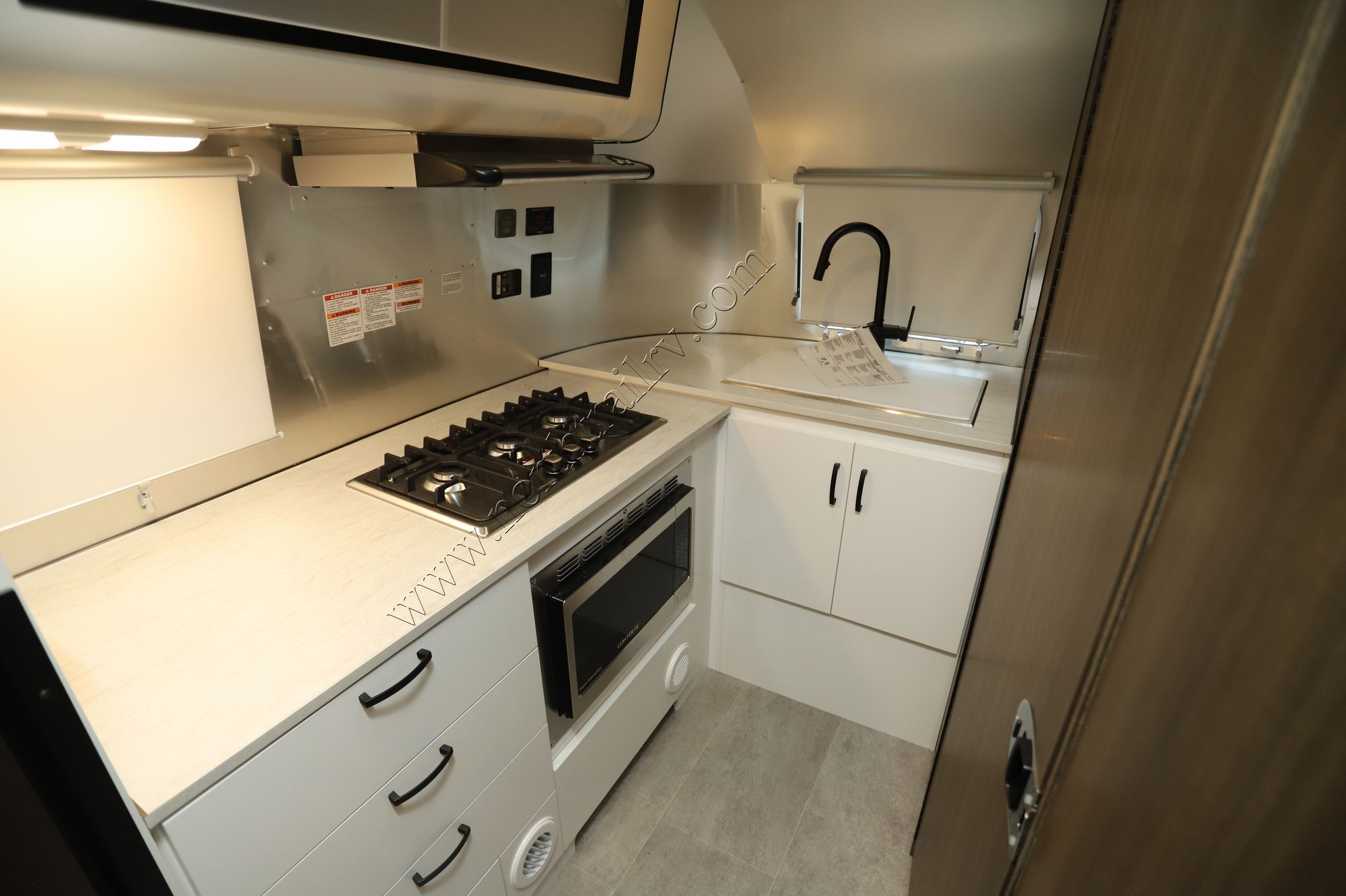 New 2023 Airstream Caravel 20FB Travel Trailer  For Sale