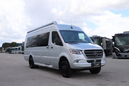 2021 Airstream Interstate 24GT Tommy Bahama 4X4 Class B