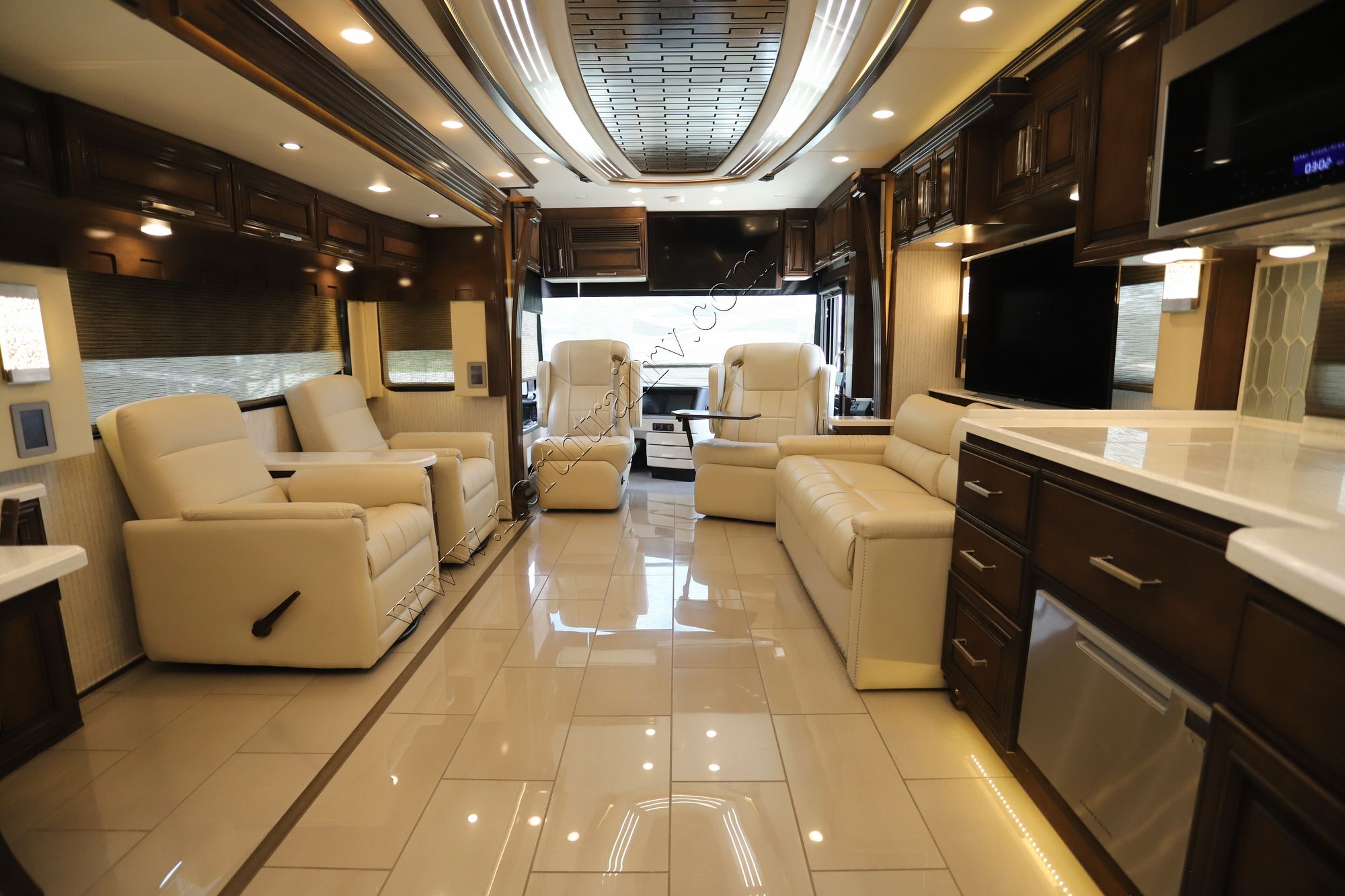 Used 2021 Newmar London Aire 4579 Class A  For Sale
