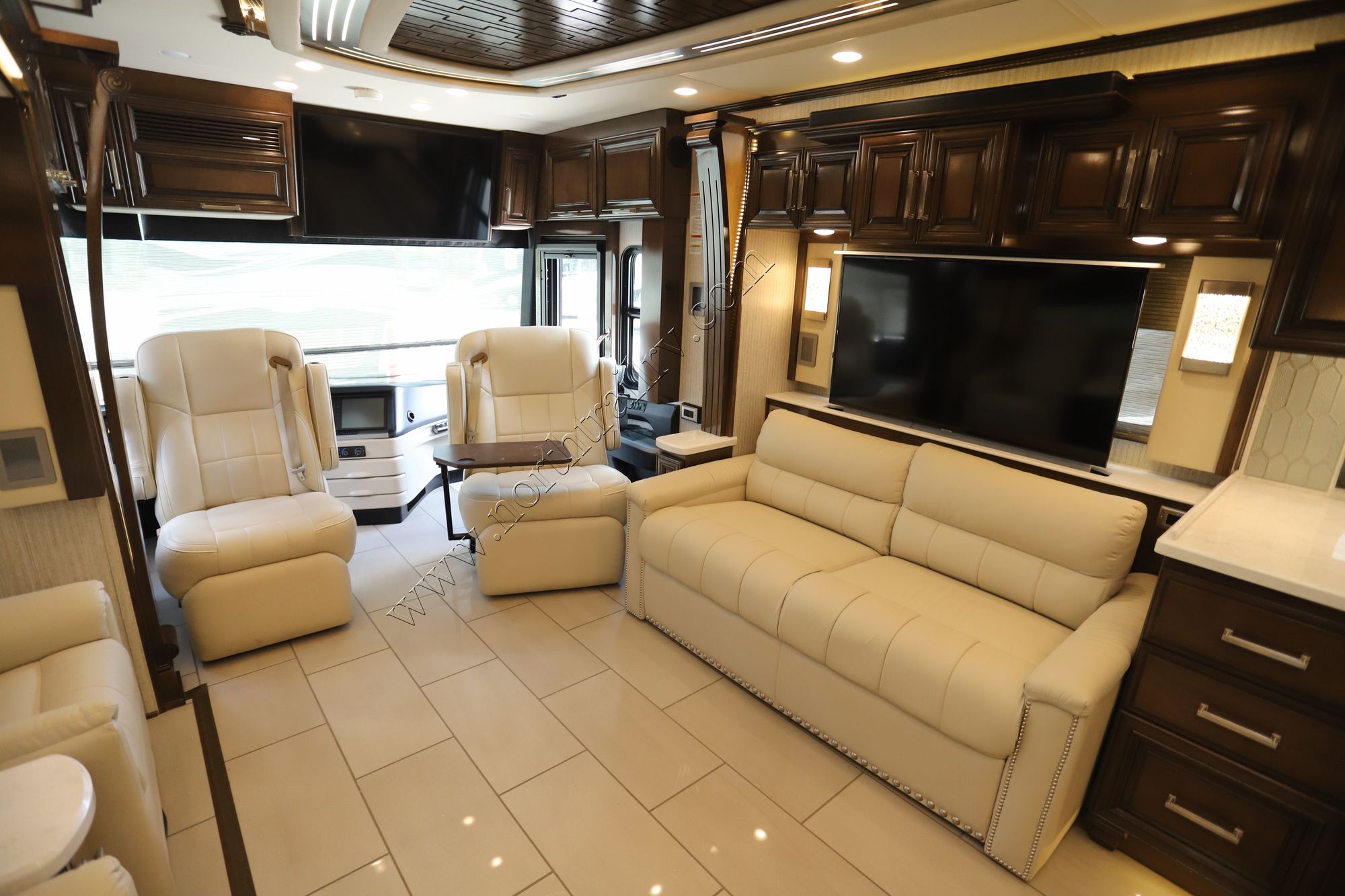 Used 2021 Newmar London Aire 4579 Class A  For Sale