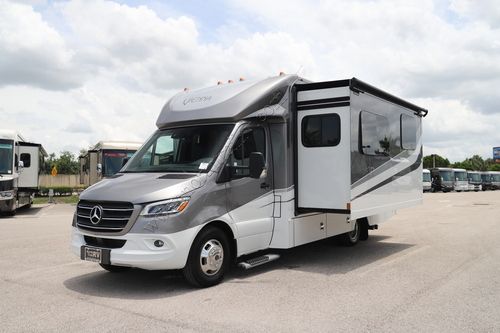 2023 Renegade Rv Vienna 25VRML