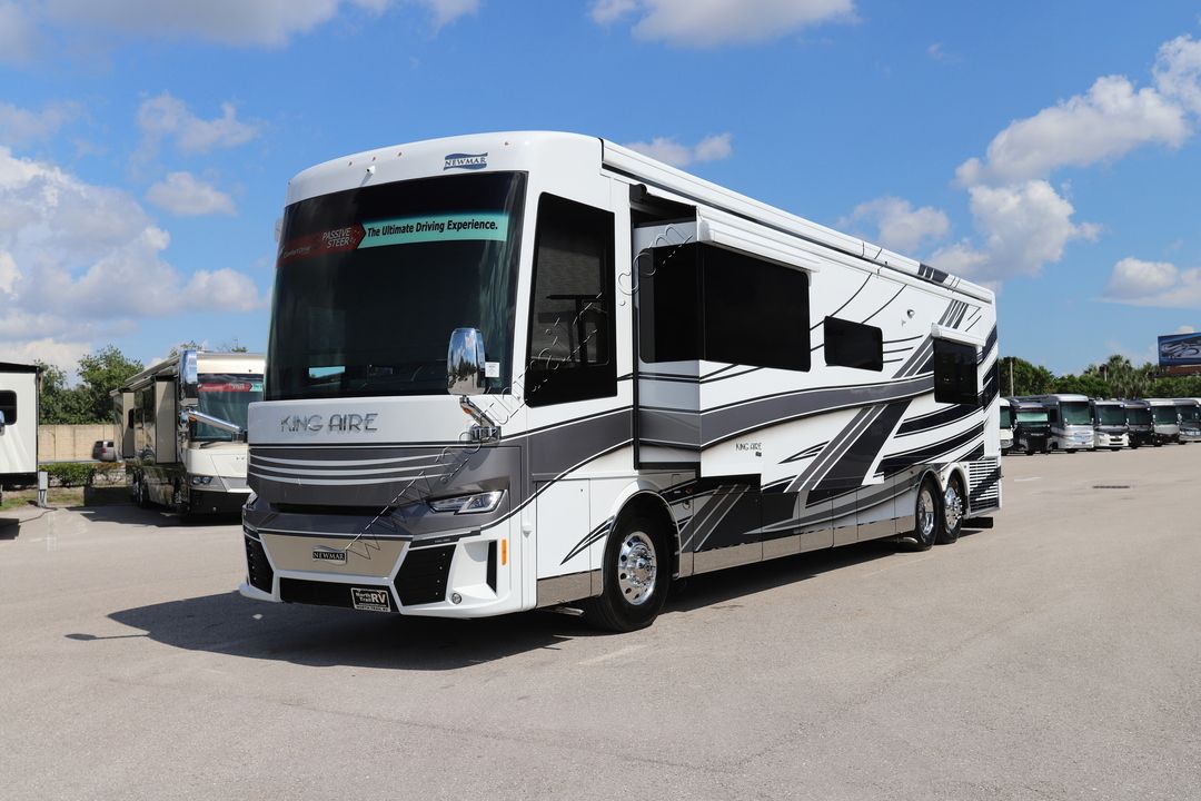 2023 Newmar King Aire 4521 15294