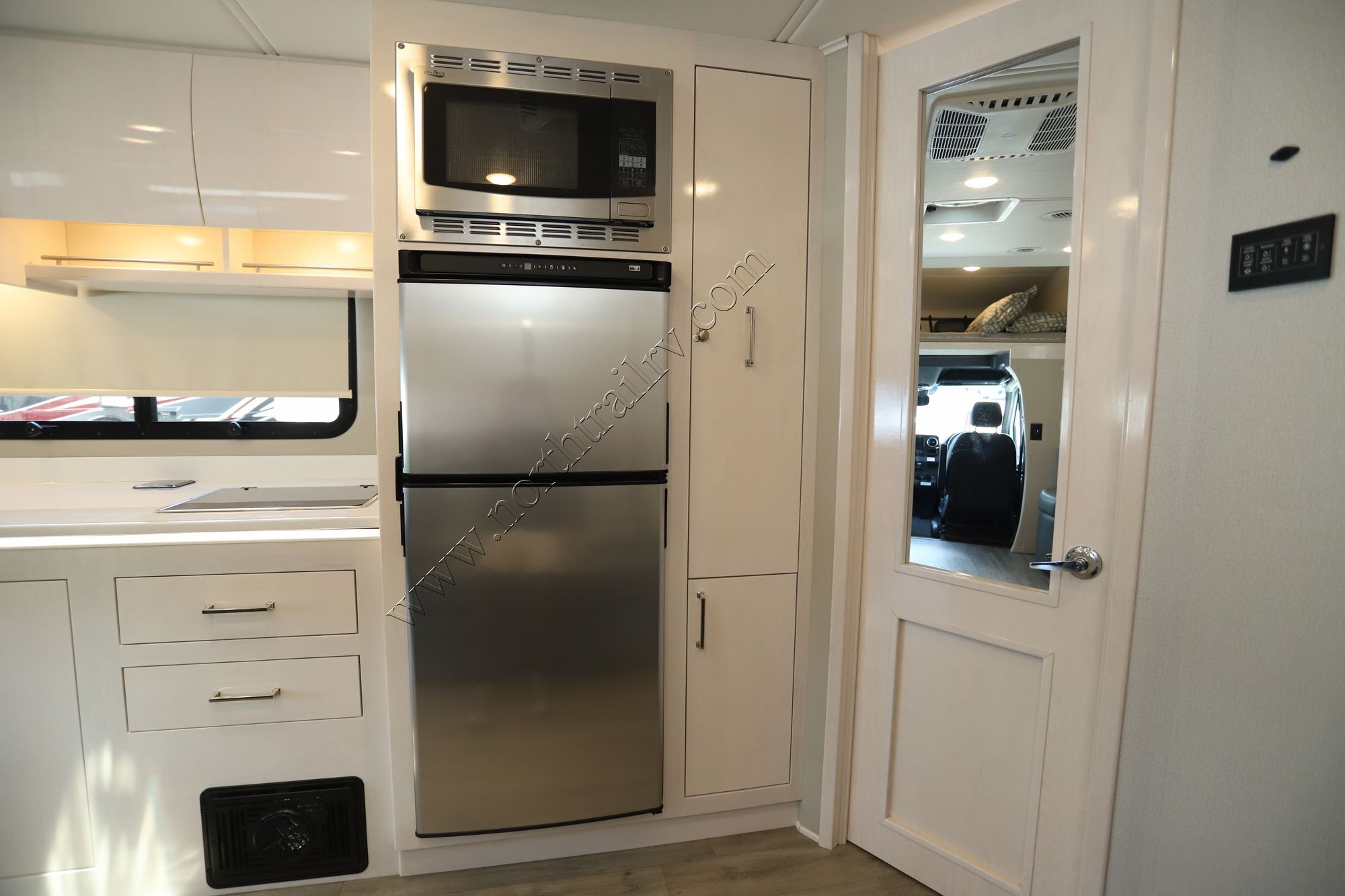 Used 2023 Renegade Rv Vienna 25VRMC Class C  For Sale