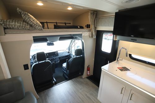 2023 Renegade Rv Vienna 25VRMC