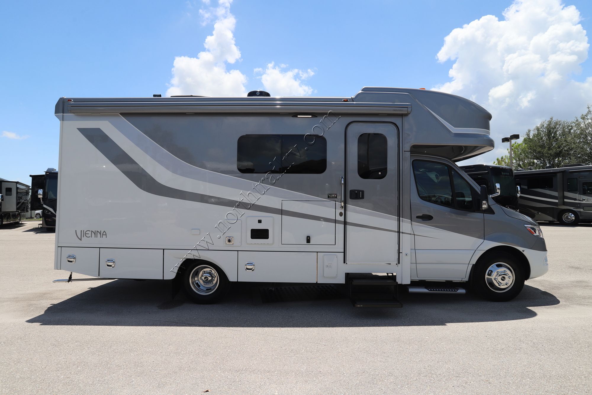 Used 2023 Renegade Rv Vienna 25VRMC Class C  For Sale