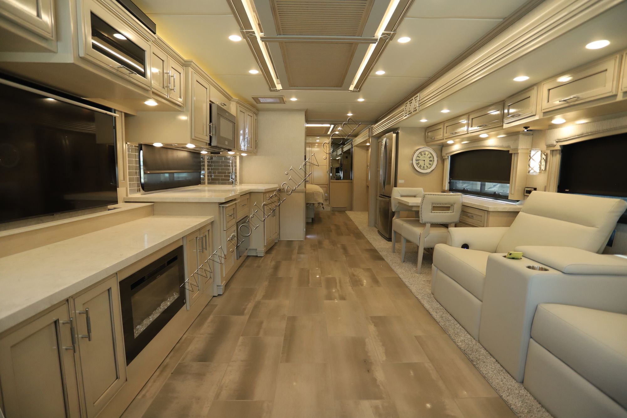 New 2023 Newmar Ventana 4369 Class A  For Sale