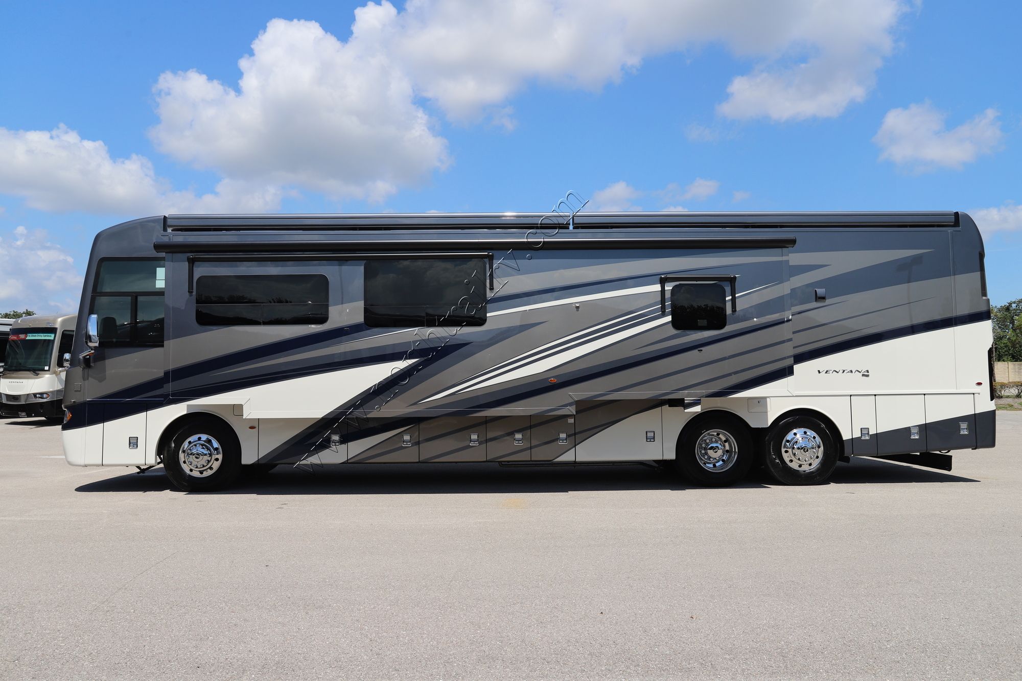 New 2023 Newmar Ventana 4369 Class A  For Sale