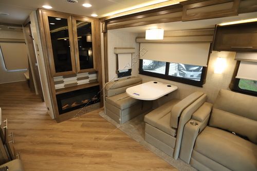 2024 Jayco Seneca 37M