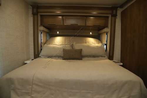 2024 Jayco Seneca 37M
