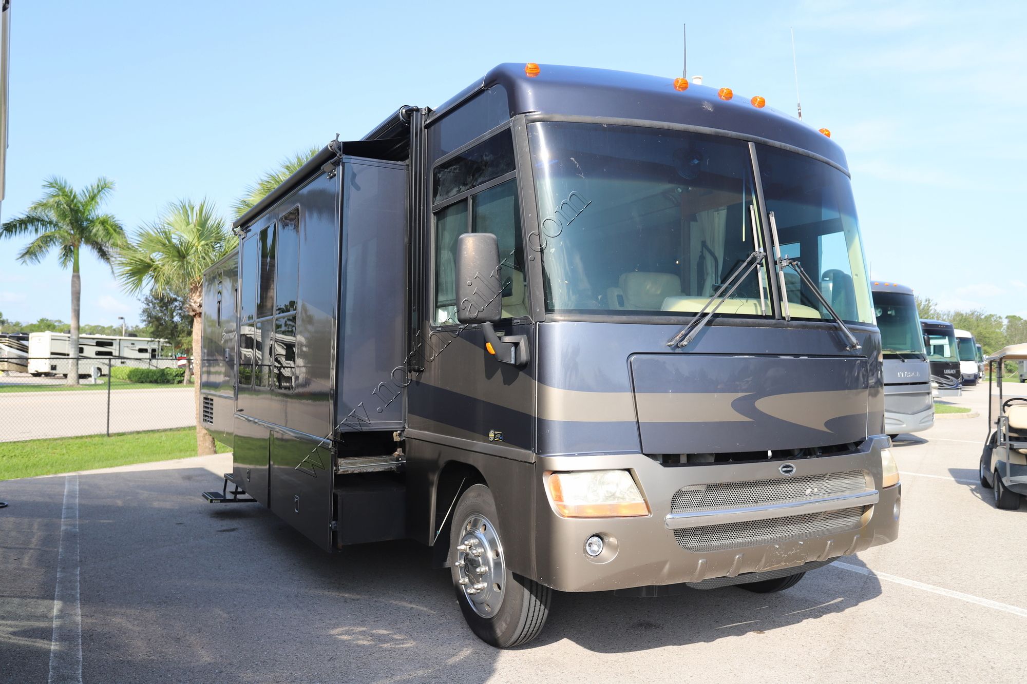 Used 2005 Itasca Suncruiser 38J Class A  For Sale