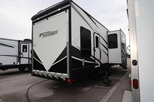 2020 Keystone Fuzion 367