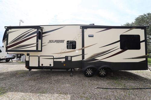 2016 Keystone Alpine 3010RE