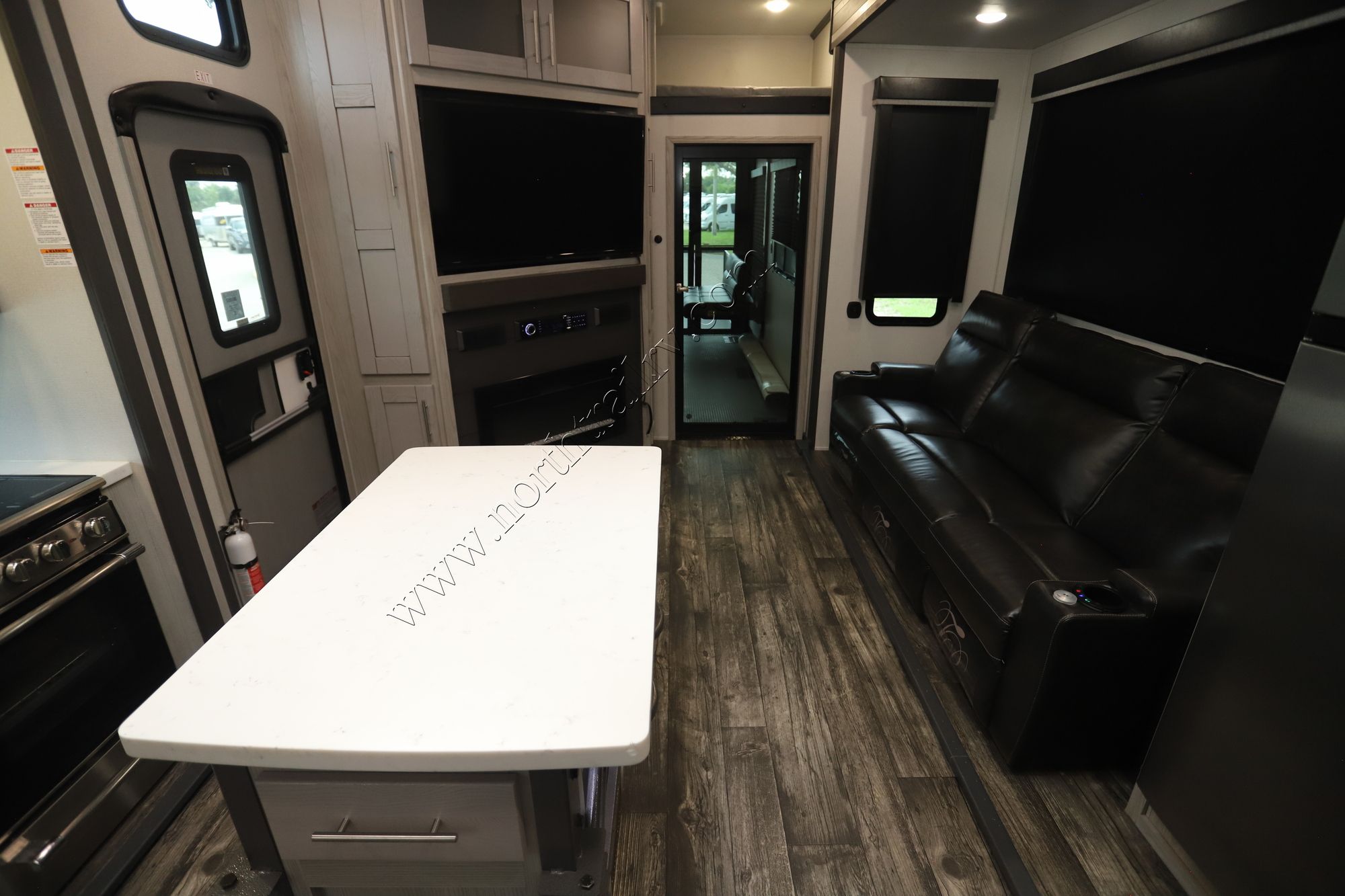 Used 2022 Keystone Fuzion 427 Fifth Wheel  For Sale