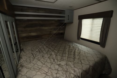 2020 Keystone Fuzion 367