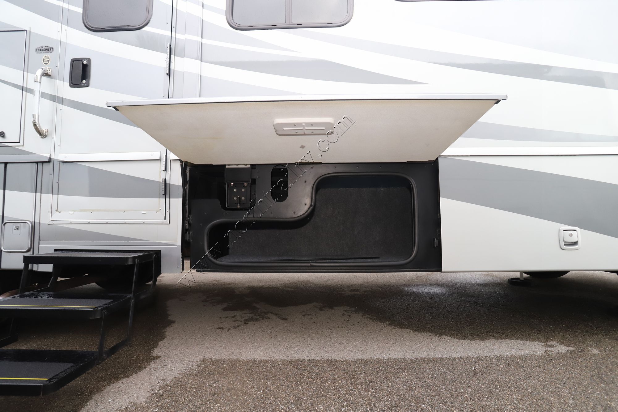 Used 2015 Itasca Sunova 33C Class A  For Sale