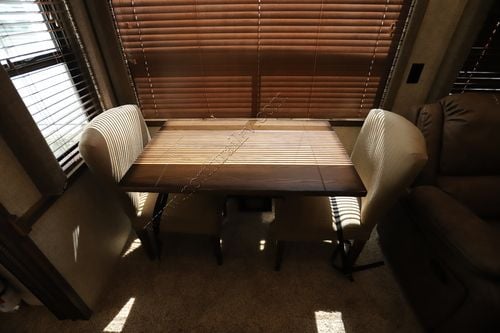 2016 Keystone Alpine 3010RE