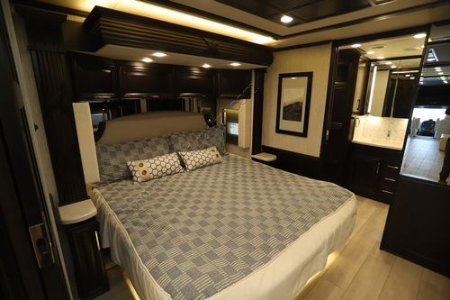 2022 Newmar Supreme Aire 4573