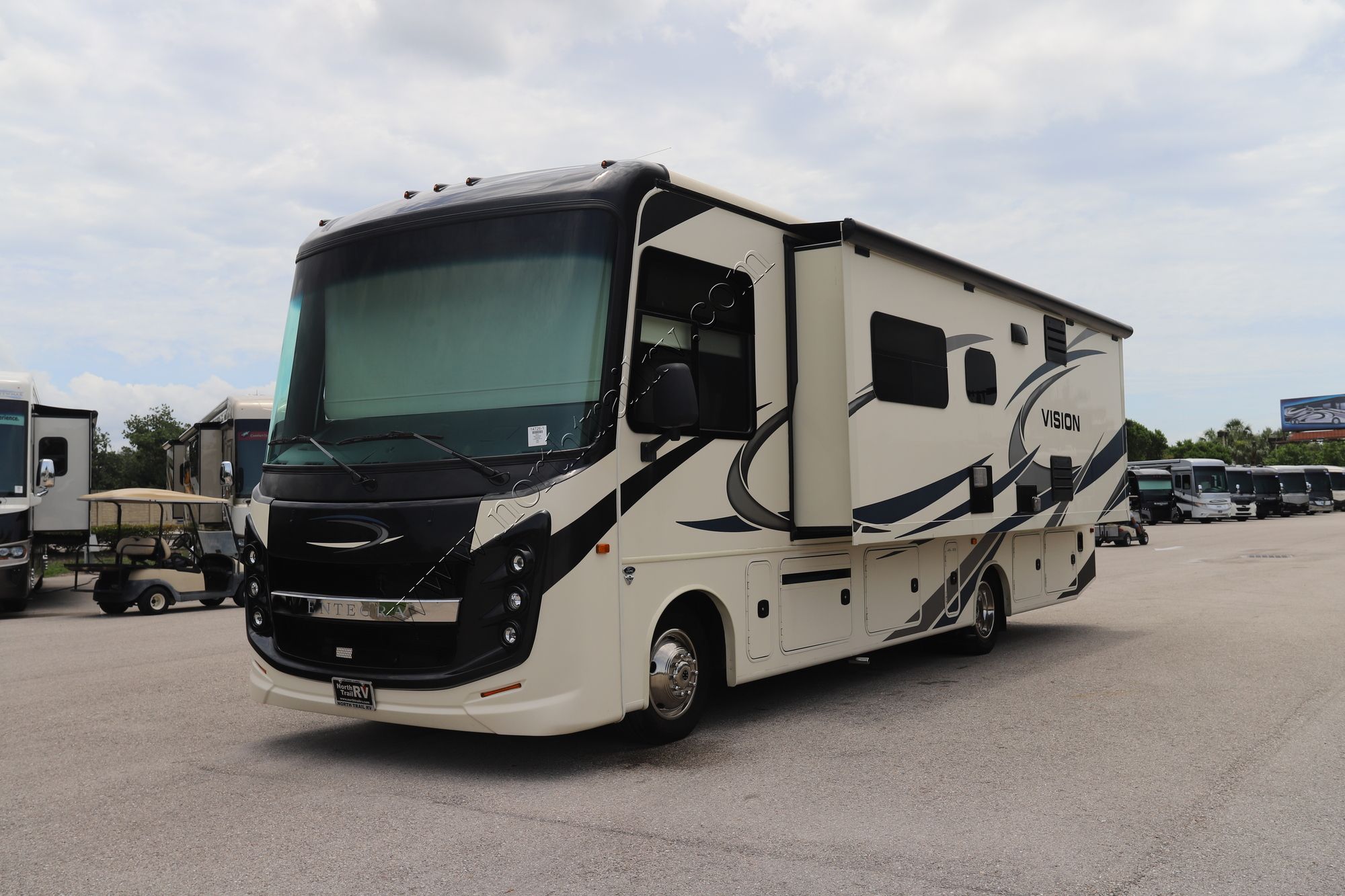 Used 2021 Entegra Vision 29S Class A  For Sale